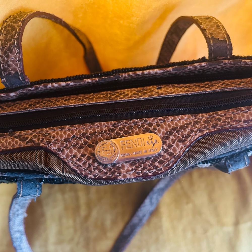 Rare Vintage Beaded Fendi Baugette Purse - Picture 6 of 8